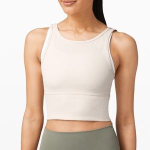 Lululemon Power Pivot Cream Size 6